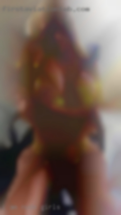 I am fun, flirty nude girls but also very shy.
