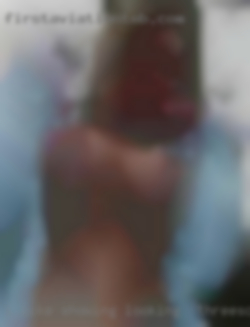 I like showing looking for threesomes off for your pleasure!