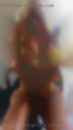 I'm into oral, jo, and body Springfield, Illinois contact.